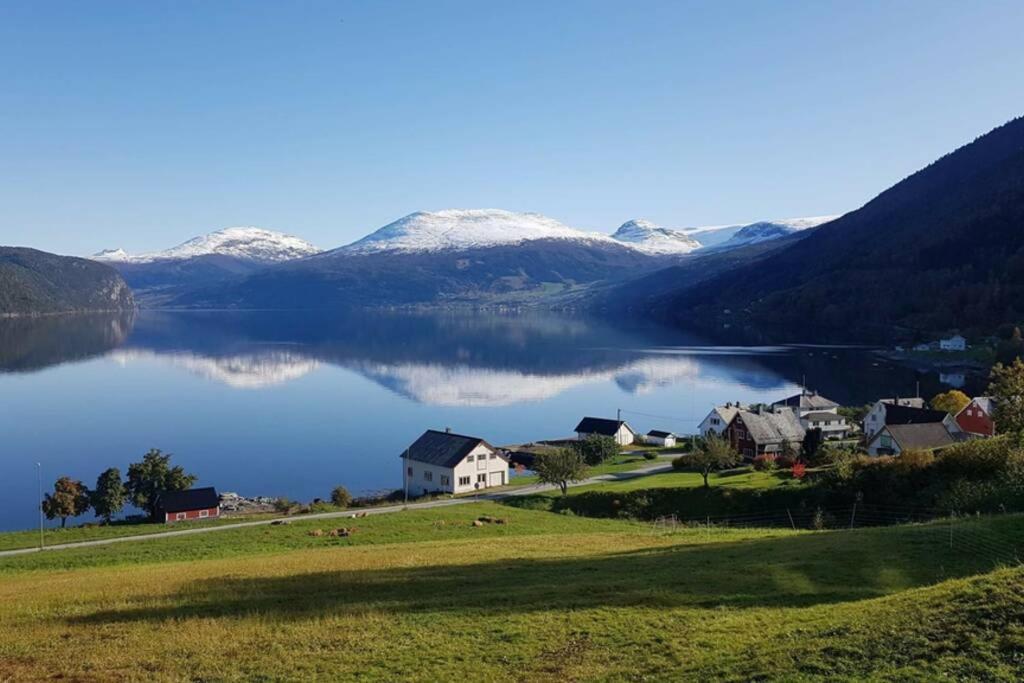 Nordfjordcabins Utvik Luaran gambar